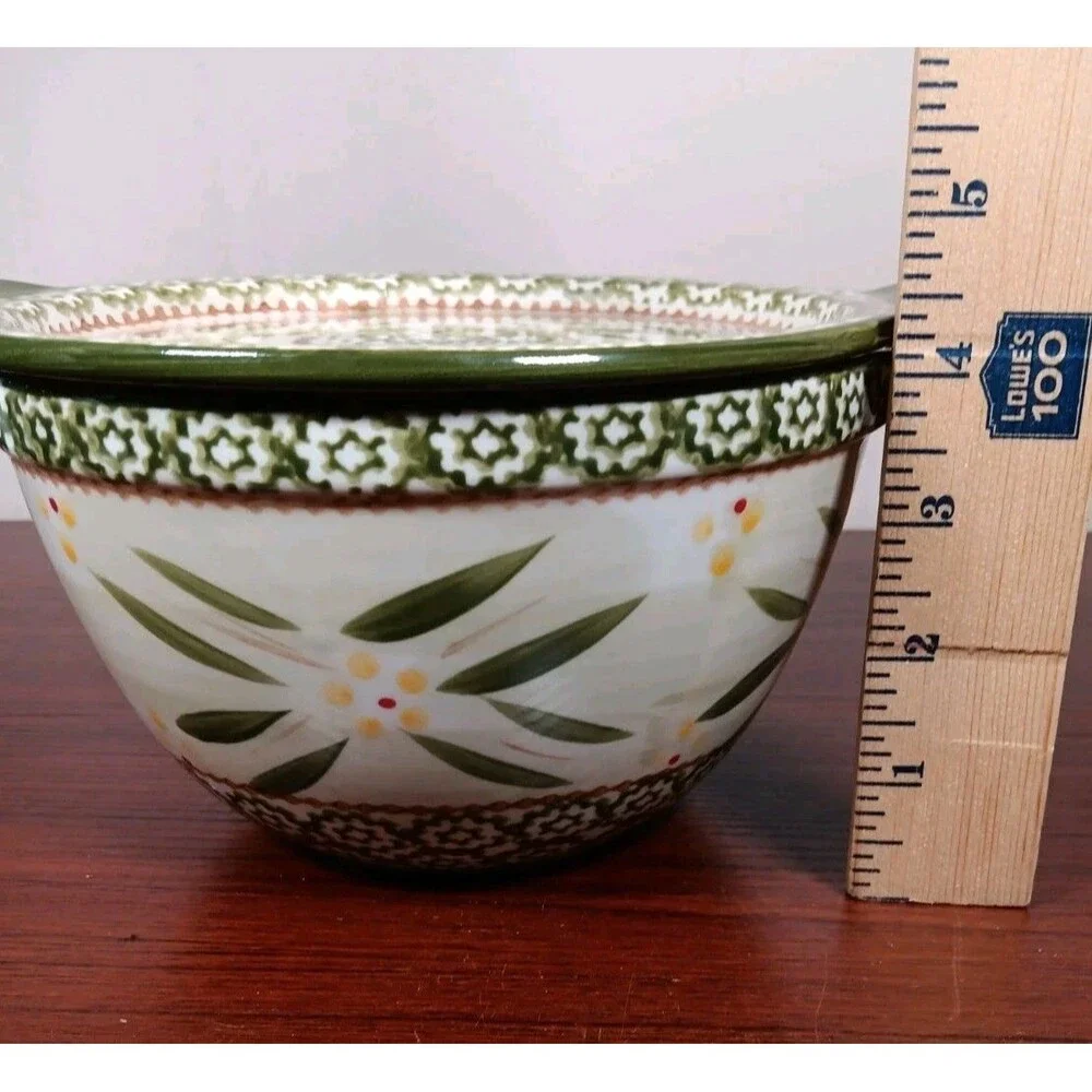 TEMP-TATIONS 1.5 Quart 2-Handled Round Bowl With Lid OLD WORLD Green EUC